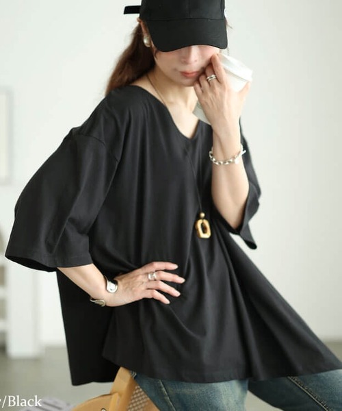 GOLDJAPAN(ゴールドジャパン)の「アシメヘムコットンチュニックTシャツ【大きいサイズ対応】(チュニック・レディース・チャコールグレー/オフホワイト/ブラック・4L~5L/LL~3L)」の1枚目の写真