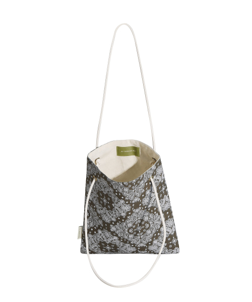 SOCHARMING（ソーチャーミング）の「Mini shoulder bag - paisley 6 colors（エコバッグ/サブバッグ・レディース・ネイビー/レッド/カーキ/イエロー/グリーン/オレンジ系その他・FREE）」の10枚目の写真