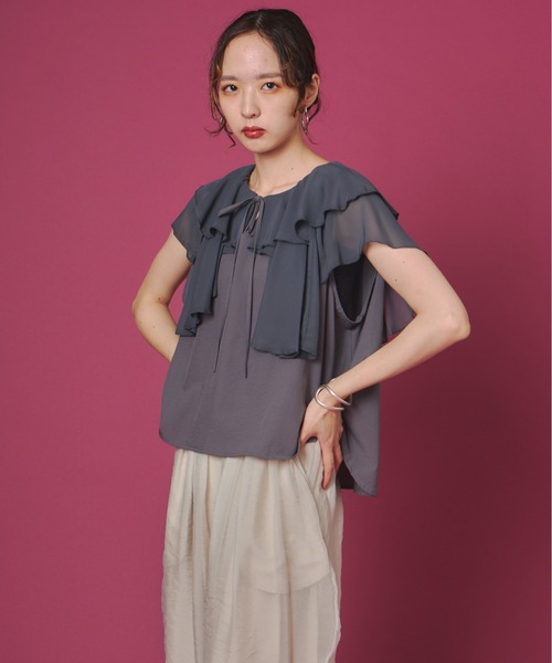 terrace(テラス)の「フリルカラーノースリーブブラウス(Tシャツ/カットソー・レディース・ブラック/チャコール/オフホワイト・FREE)」の15枚目の写真