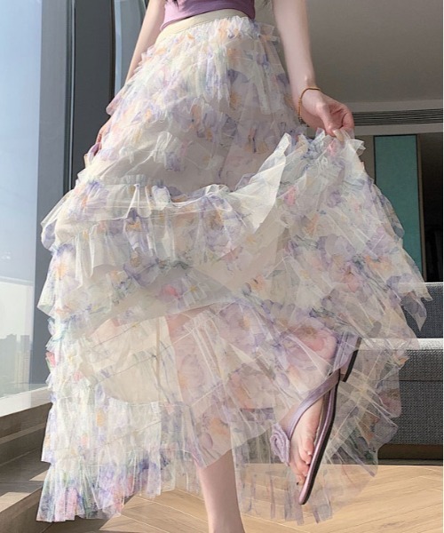 &soiree(アンドソワレ)の「ウエストゴムフリルティアード花柄チュールスカート(スカート・レディース・ホワイト・X-LARGE/LARGE/MEDIUM/SMALL)」の4枚目の写真