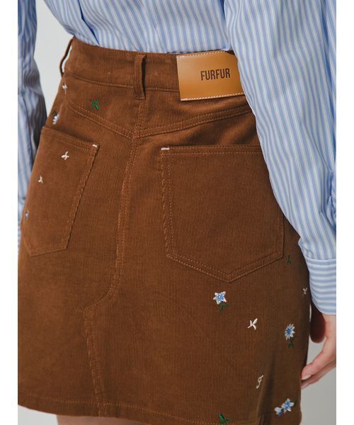 FURFUR（ファーファー）の「フラワー刺繍ミニスカート（スカート・レディース・ブラック/キャメル/サックスブルー・F）」の14枚目の写真