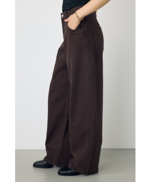 AZUL by moussy(アズールバイマウジー)の「【身長/骨格別着用画像あり】AZUL DENIM カラーワイドデニム 秋服 ロングパンツ ジーンズ カラーパンツ カラーデニム(デニムパンツ・レディース・カーキ/ブラウン/ピンク・27inch/26inch/25inch/24inch/23inch)」の5枚目の写真