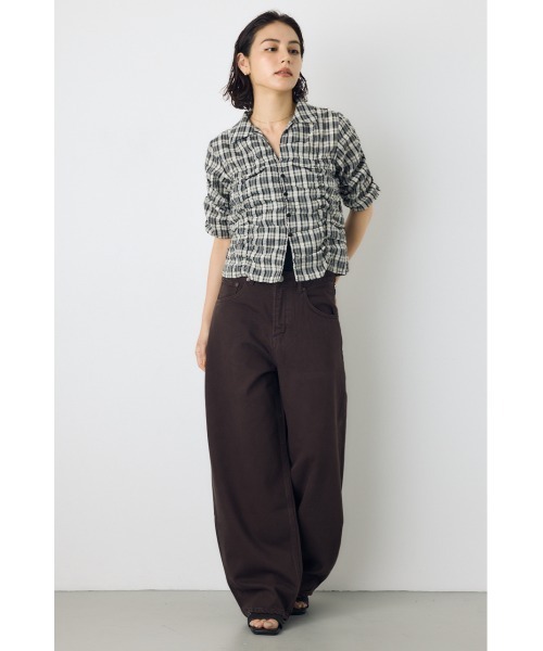 AZUL by moussy(アズールバイマウジー)の「【身長/骨格別着用画像あり】AZUL DENIM カラーワイドデニム 秋服 ロングパンツ ジーンズ カラーパンツ カラーデニム(デニムパンツ・レディース・カーキ/ブラウン/ピンク・27inch/26inch/25inch/24inch/23inch)」の11枚目の写真