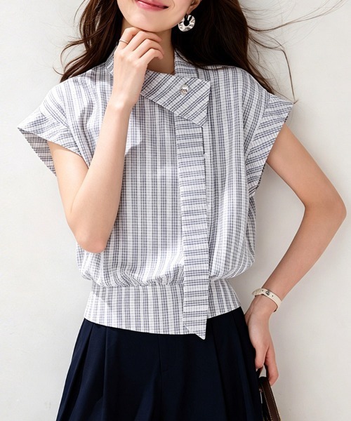 ReRe(リリ)の「チェック柄スタンドカラー半袖ブラウス(シャツ/ブラウス・レディース・チェック・MEDIUM/X-LARGE/LARGE)」の3枚目の写真