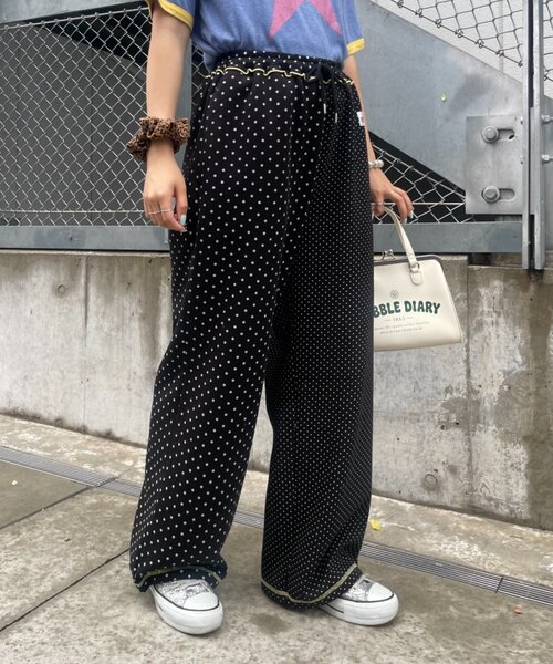 HELLO.SANFRANCISCO(ハローサンフランシスコ)の「【HELLO.SANFRANCISCO】アシメドット柄スウェットワイドパンツ(スウェットパンツ・レディース・ホワイト/ブラック・ONE SIZE)」の14枚目の写真