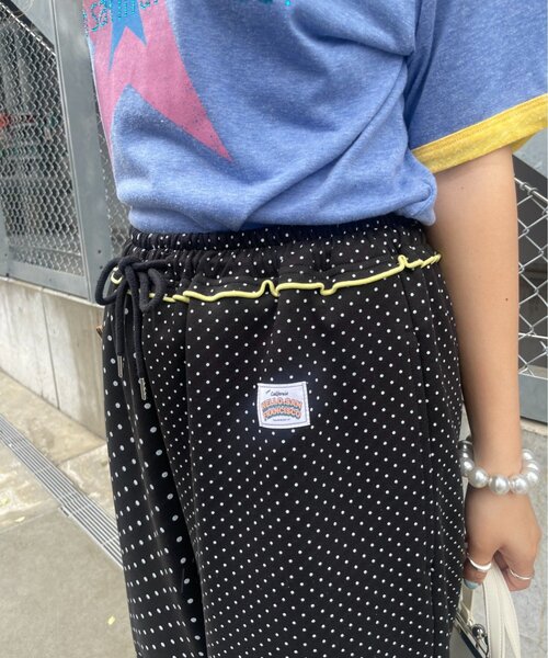 HELLO.SANFRANCISCO(ハローサンフランシスコ)の「【HELLO.SANFRANCISCO】アシメドット柄スウェットワイドパンツ(スウェットパンツ・レディース・ホワイト/ブラック・ONE SIZE)」の21枚目の写真