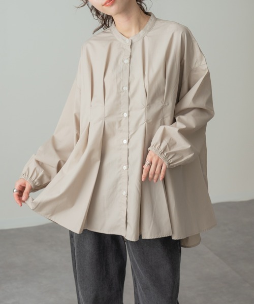refinedworks(リファインドワークス)の「【refinedworks】360度 美シルエット !フロント タック バンドカラー チュニック シャツ(シャツ/ブラウス・レディース・チャコールグレー/パープル/ベージュ・FREE)」の9枚目の写真