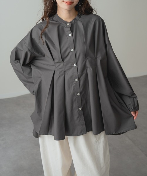 refinedworks(リファインドワークス)の「【refinedworks】360度 美シルエット !フロント タック バンドカラー チュニック シャツ(シャツ/ブラウス・レディース・チャコールグレー/パープル/ベージュ・FREE)」の17枚目の写真