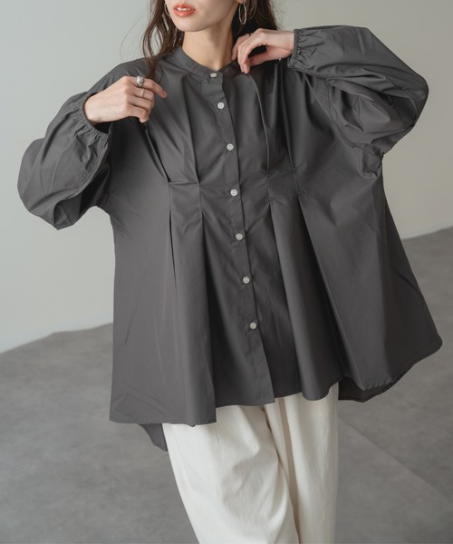 refinedworks(リファインドワークス)の「【refinedworks】360度 美シルエット !フロント タック バンドカラー チュニック シャツ(シャツ/ブラウス・レディース・チャコールグレー/パープル/ベージュ・FREE)」の18枚目の写真