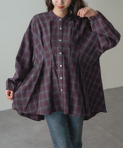 refinedworks(リファインドワークス)の「【refinedworks】360度 美シルエット !フロント タック バンドカラー チュニック シャツ(シャツ/ブラウス・レディース・チャコールグレー/パープル/ベージュ・FREE)」の16枚目の写真