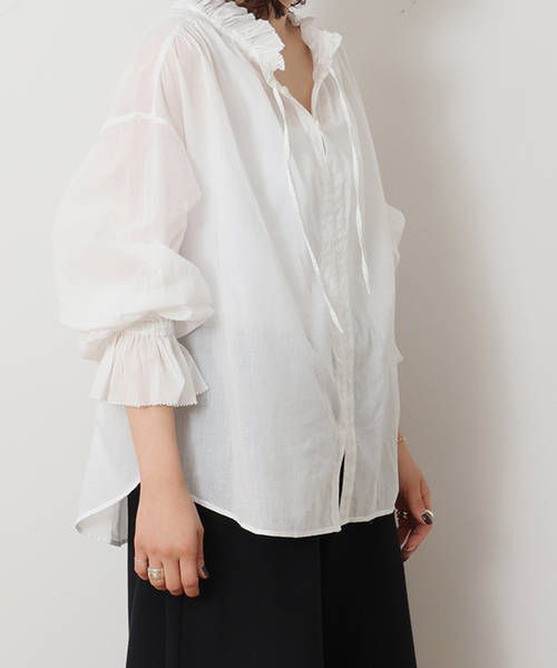 JOURNAL STANDARD LUXE(ジャーナルスタンダード ラックス)の「コットンローン フリルブラウス(シャツ/ブラウス・レディース・ブラック/ホワイト・FREE)」の18枚目の写真