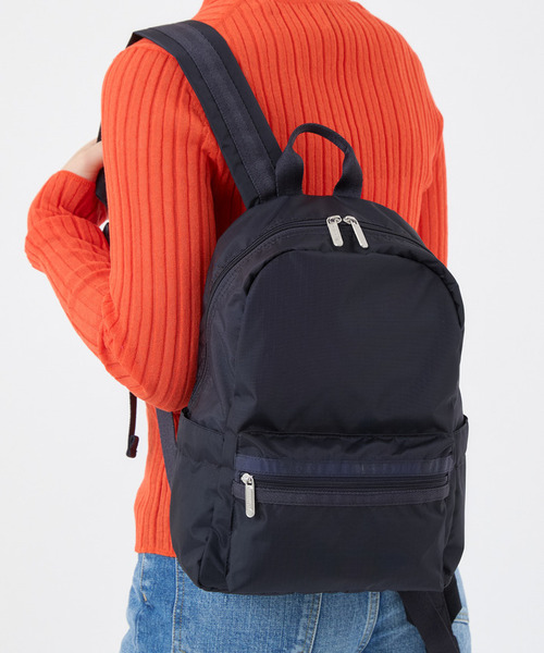 LeSportsac(レスポートサック)の「SM EVERYDAY BACKPACK ディープシーブルー(バックパック/リュック・レディース・ブルー・FREE)」の2枚目の写真