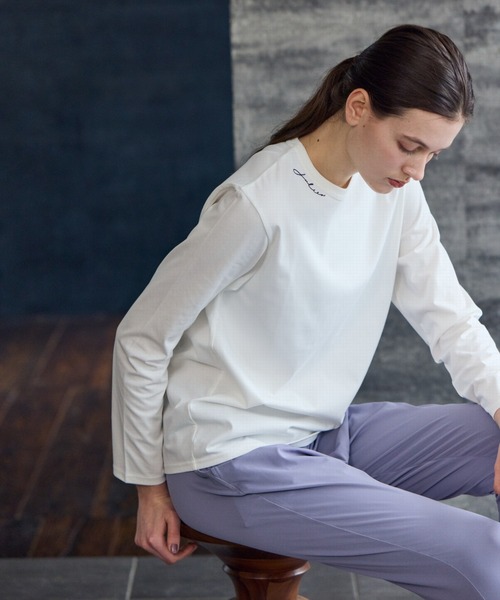 Julier Yoga and Relax(ジュリエヨガアンドリラックス)の「Julier コンディショニングロングスリーブTee(Tシャツ/カットソー・レディース・ホワイト/ネイビー・1/2)」の18枚目の写真