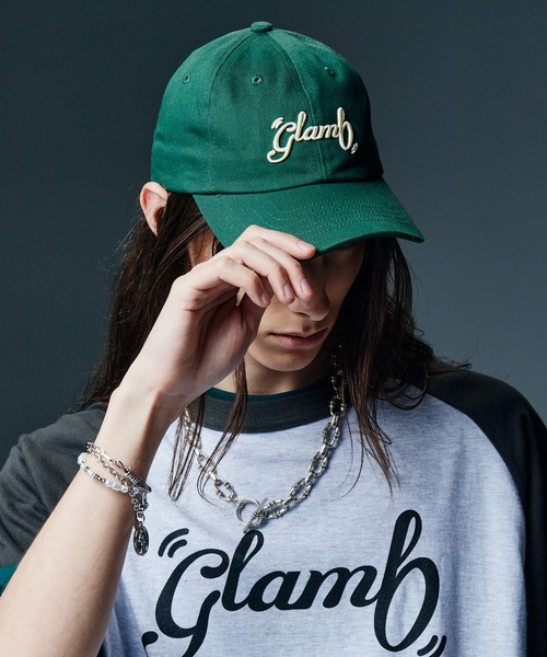 glamb（グラム）の「Cinematic Spin Logo Cap / シネマティックスピンロゴキャップ（キャップ・メンズ・ブラック/グリーン/インディゴブルー/ブラウン・FREE）」の3枚目の写真