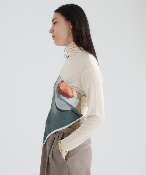 Chaos(カオス)の「Chaos(カオス)/ 【Jil Sander】別注スカーフ(ストール/ショール・レディース・スモークグレー・FREE)」の2枚目の写真
