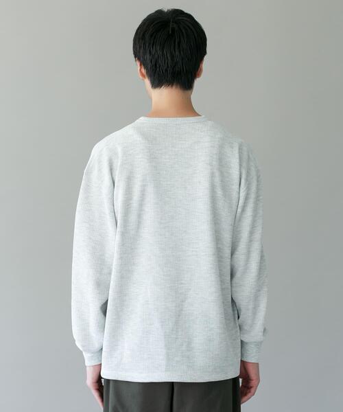 URBAN RESEARCH DOORS(アーバンリサーチドアーズ)の「DRYMIXワッフル ドロスト ロングスリーブ Tシャツ(Tシャツ/カットソー・メンズ・ライトグレー/ブラウン/ネイビー・MEDIUM/LARGE)」の4枚目の写真
