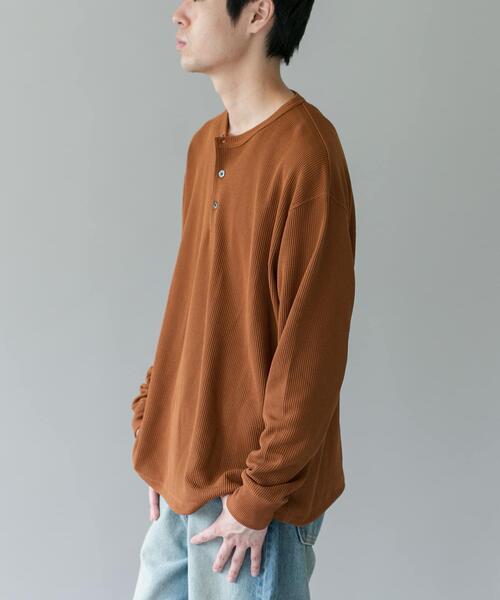 URBAN RESEARCH DOORS(アーバンリサーチドアーズ)の「DRYMIXワッフル ドロスト ロングスリーブ Tシャツ(Tシャツ/カットソー・メンズ・ライトグレー/ブラウン/ネイビー・MEDIUM/LARGE)」の10枚目の写真