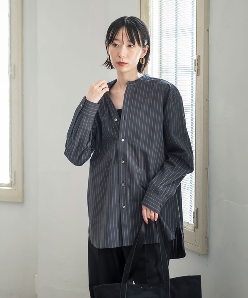 kuros'(クロス)の「【kuros’オリジナル】ストライプバンドカラーシャツ 日本製 UNISEX(シャツ/ブラウス・レディース・ブラック/ホワイト・SMALL/LARGE/MEDIUM/X-LARGE)」の21枚目の写真