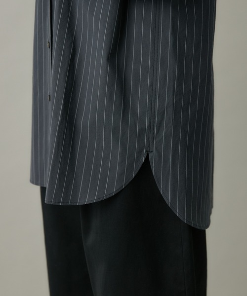 kuros'(クロス)の「【kuros’オリジナル】ストライプバンドカラーシャツ 日本製 UNISEX(シャツ/ブラウス・レディース・ブラック/ホワイト・SMALL/LARGE/MEDIUM/X-LARGE)」の8枚目の写真