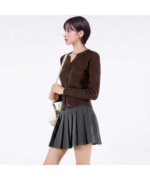 UMM（ウム）の「レディース スリットケーブルニット スパンカーディガン 5COLOR（カーディガン/ボレロ・レディース・クリーム/グレー/ブルー/ブラウン/レッド・F）」の3枚目の写真