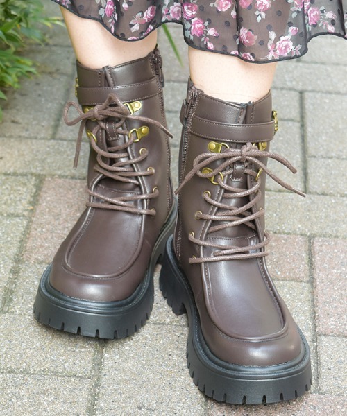 axes femme(アクシーズファム)の「ベルトデザインワークブーツ(ブーツ・レディース・ブラック/ダークブラウン・MEDIUM/LARGE)」の2枚目の写真