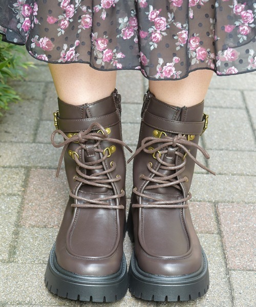 axes femme(アクシーズファム)の「ベルトデザインワークブーツ(ブーツ・レディース・ブラック/ダークブラウン・MEDIUM/LARGE)」の5枚目の写真