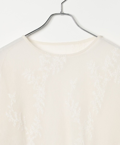 LEPSIM(レプシィム)の「シアープリーツ長袖プリント《2点セット》1074972(Tシャツ/カットソー・レディース・ブラック/ライトブルー/オフホワイト・FREE)」の14枚目の写真