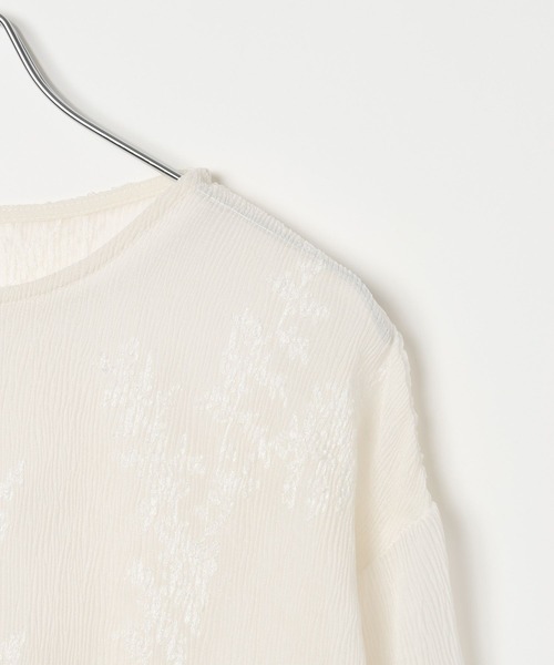 LEPSIM(レプシィム)の「シアープリーツ長袖プリント《2点セット》1074972(Tシャツ/カットソー・レディース・ブラック/ライトブルー/オフホワイト・FREE)」の15枚目の写真