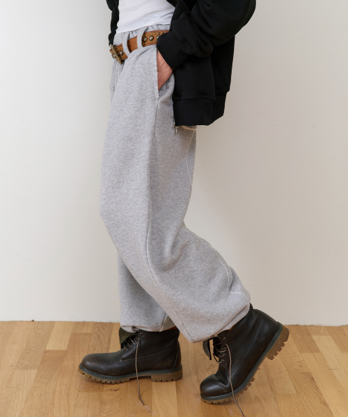 THEVINYLHOUSE(ザバイニルハウス)の「BELTED DETAIL SWEAT PANTS GREY(スウェットパンツ・メンズ・その他・SMALL/MEDIUM/LARGE)」の4枚目の写真