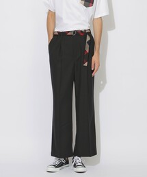 CB CRESTBRIDGE（シービークレストブリッジ）の「【ユニセックス】【Quiet Check シリーズ】ベルト付きタックワイドチノパンツ（その他パンツ）」