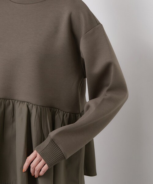 OPAQUE.CLIP(オペークドットクリップ)の「ペプラムドッキングトップス【洗濯機OK】(Tシャツ/カットソー・レディース・グレー/ブラック/ブラウン系その他/ライトブルー・38/42/40)」の13枚目の写真