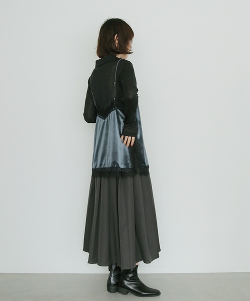 cheriella（シェリエラ）の「【cheriella】ベロアレースキャミソール　VELOUR LACE CAMISOLE（キャミソール・レディース・チャコールグレー/ブラック/ブラウン・FREE）」の16枚目の写真