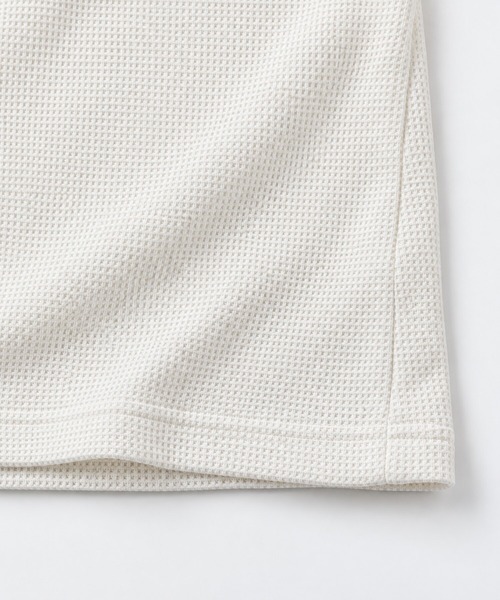 FILLIP J（フィリップジェー）の「クロップドワッフルヘンリーネック長袖Tシャツ/ショート丈ロンT（Tシャツ/カットソー・メンズ・アイボリー/グレー・X-LARGE/LARGE/MEDIUM）」の18枚目の写真