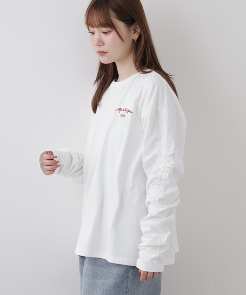 Arinomama(アリノママ)の「Arinomama ワンポイント刺繍 ギャザースリーブ 長袖Tシャツ 空紡糸天竺(Tシャツ/カットソー・レディース・ブラウン/ブラック/トップグレー・FREE)」の4枚目の写真