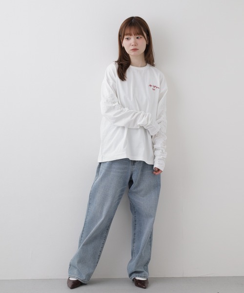 Arinomama(アリノママ)の「Arinomama ワンポイント刺繍 ギャザースリーブ 長袖Tシャツ 空紡糸天竺(Tシャツ/カットソー・レディース・ブラウン/ブラック/トップグレー・FREE)」の10枚目の写真