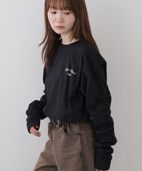 Arinomama(アリノママ)の「Arinomama ワンポイント刺繍 ギャザースリーブ 長袖Tシャツ 空紡糸天竺(Tシャツ/カットソー・レディース・ブラウン/ブラック/トップグレー・FREE)」の13枚目の写真