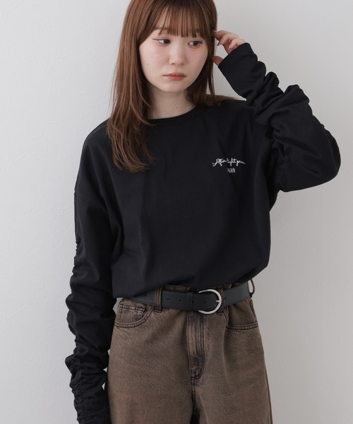Arinomama(アリノママ)の「Arinomama ワンポイント刺繍 ギャザースリーブ 長袖Tシャツ 空紡糸天竺(Tシャツ/カットソー・レディース・ブラウン/ブラック/トップグレー・FREE)」の17枚目の写真