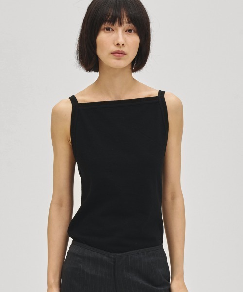 TODAYFUL（トゥデイフル）の「Squareneck Slub Camisole（キャミソール・レディース・ブラック/インディゴブルー/チョコ・FREE）」の2枚目の写真