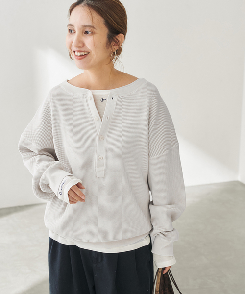 FRAMeWORK(フレームワーク)の「オゾン加工ワッフルヘンリープルオーバー(Tシャツ/カットソー・レディース・ベージュ/ピンク系その他/チャコールグレー/アイボリー・FREE)」の11枚目の写真