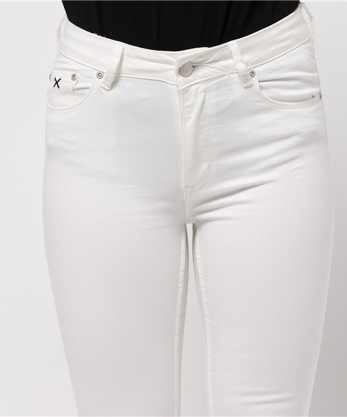 ROOPTOKYO（ループトウキョウ）の「RES DENIM/レスデニム KITTY CROP スキニーデニム クロップド ホワイトデニム（デニムパンツ・レディース・ホワイト・26inch/24inch/25inch/27inch）」の17枚目の写真