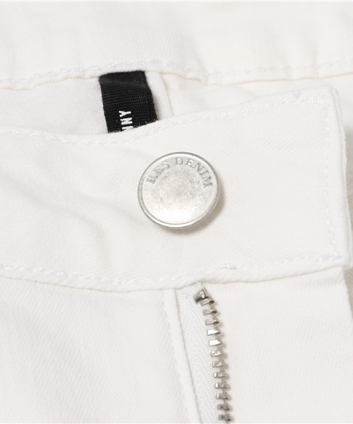 ROOPTOKYO（ループトウキョウ）の「RES DENIM/レスデニム KITTY CROP スキニーデニム クロップド ホワイトデニム（デニムパンツ・レディース・ホワイト・26inch/24inch/25inch/27inch）」の11枚目の写真