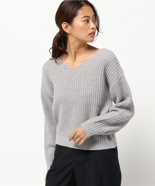 Re:EDIT（リエディ）の「[リエディ]バックレースアップニットトップス/Vネックニットトップス/セーター（ニット/セーター・レディース・ブラック/ブラウン/ピンク/グレー/オフホワイト・MEDIUM）」の4枚目の写真