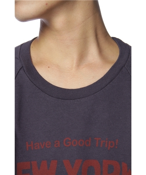 SHIPS JET BLUE（シップスジェットブルー）の「NYC: PRINT C/N SWEAT（スウェット・メンズ・ブラック/ピンク/ネイビー・MEDIUM/SMALL/LARGE）」の6枚目の写真