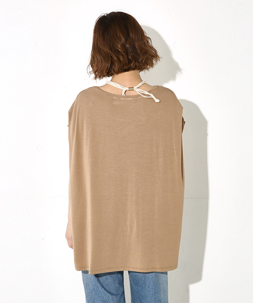 AZUL by moussy（アズールバイマウジー）の「スリーブバックタックBIG プルオーバー（Tシャツ/カットソー・レディース・ベージュ/オレンジ系その他/オフホワイト/ブラック・SMALL/MEDIUM）」の10枚目の写真