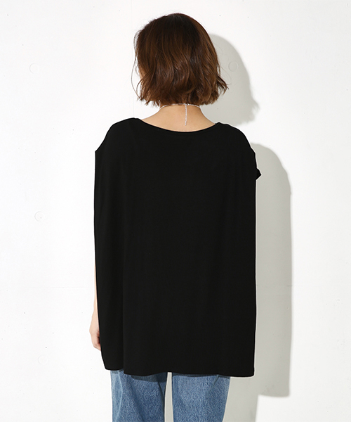 AZUL by moussy（アズールバイマウジー）の「スリーブバックタックBIG プルオーバー（Tシャツ/カットソー・レディース・ベージュ/オレンジ系その他/オフホワイト/ブラック・SMALL/MEDIUM）」の18枚目の写真