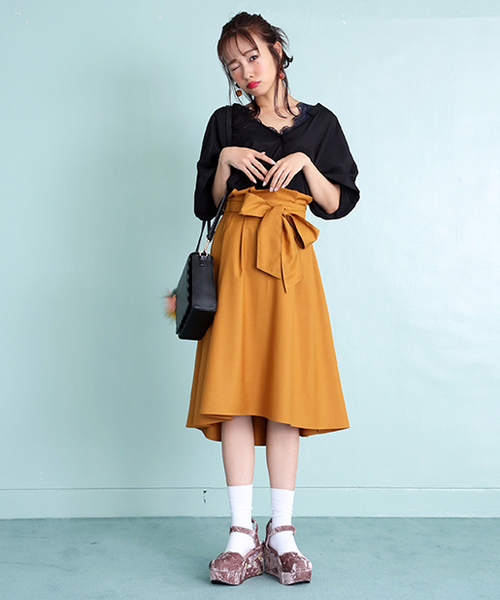one after another NICE CLAUP（ワンアフターアナザーナイスクラップ）の「べロア刺繍スカラップサンダル（サンダル・レディース・ブラック/ベージュ/ピンク・L/S/M）」の7枚目の写真