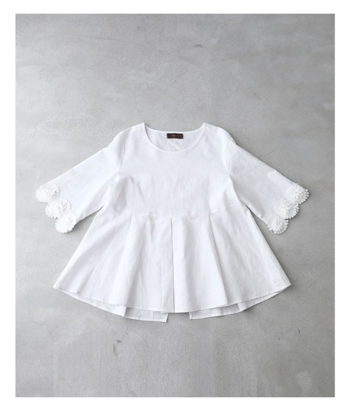 cawaii(カワイイ)の「袖に咲く立体の花ブラウストップス(Tシャツ/カットソー・レディース・ホワイト・M)」の18枚目の写真
