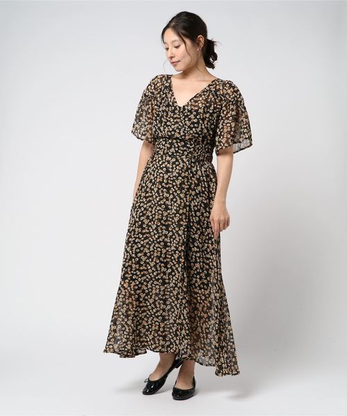 Cheek（チーク）の「花柄ウエストマークワンピース（ワンピース・レディース・ブラック/ピンク・MEDIUM）」の5枚目の写真