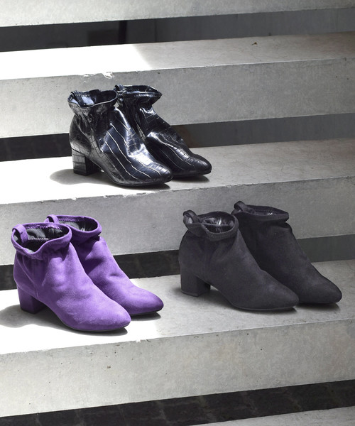 w closet(ダブルクローゼット)の「ミドルくしゅブーツ(ブーツ・レディース・ブラック/グレー/パープル・M/L)」の10枚目の写真