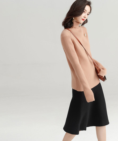 SAISON DE PAPILLON（セゾンドパピヨン）の「ハイネックシンプルリブニットトップス（ニット/セーター・レディース・ベージュ/ネイビー/キャメル・M/L）」の20枚目の写真